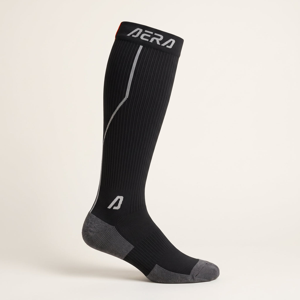 AERA Midnight Pace compression running sock – side